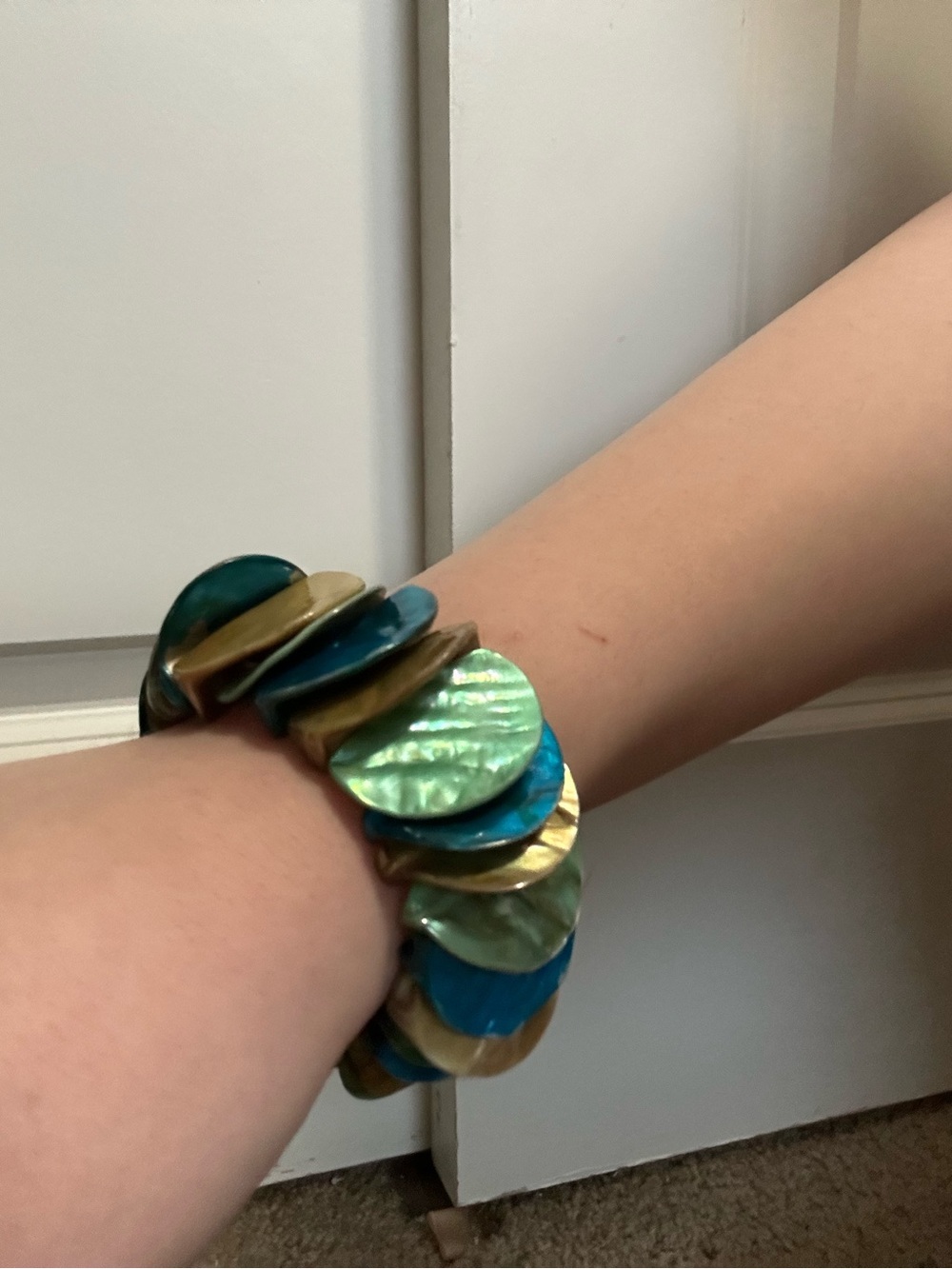 Green and Blue Shell Disc Stretch Bracelet - Women Jewelry